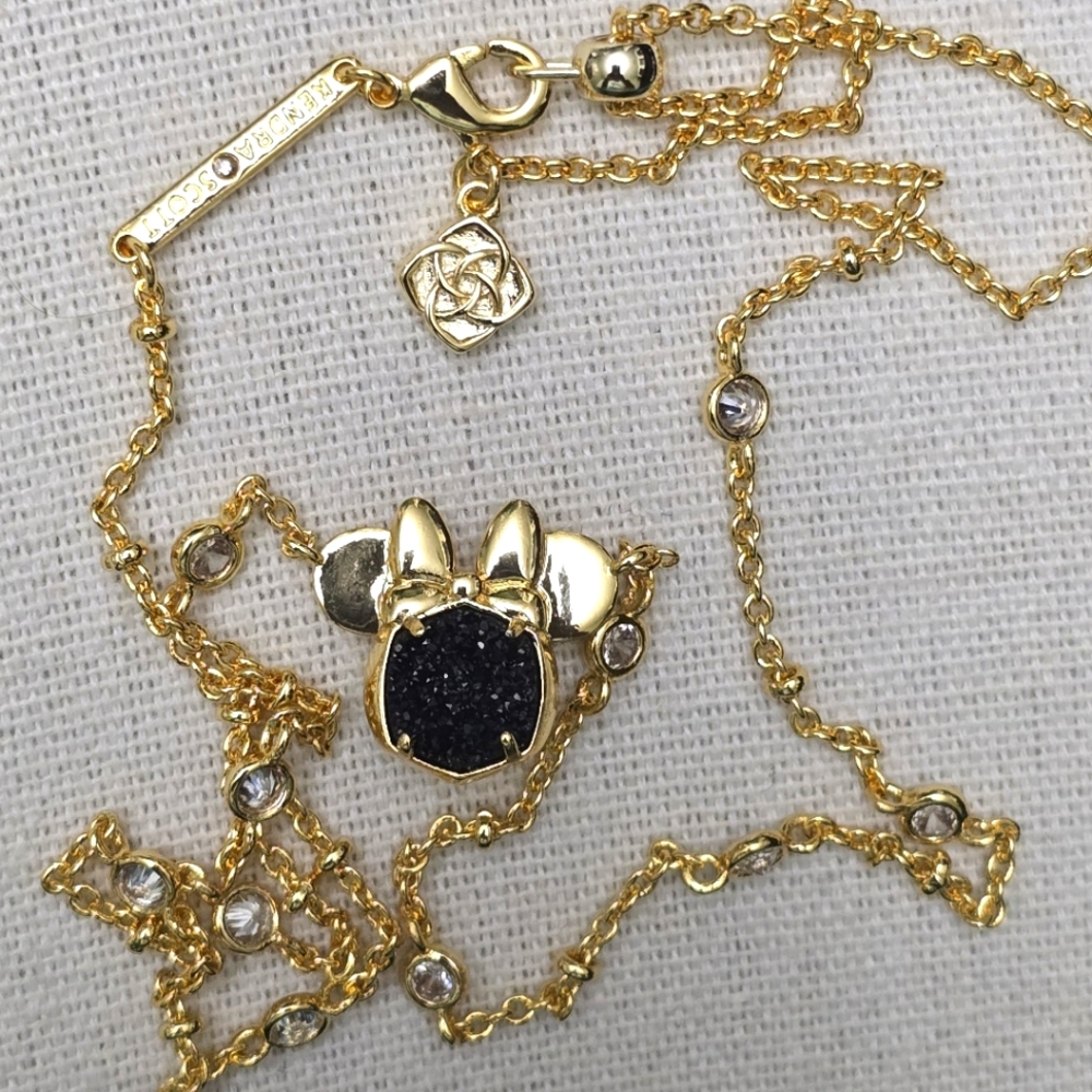 Kendra Scott Disney Gold Minnie Mouse Short Pendant Necklace & Earrings Set - Picture 8 of 8